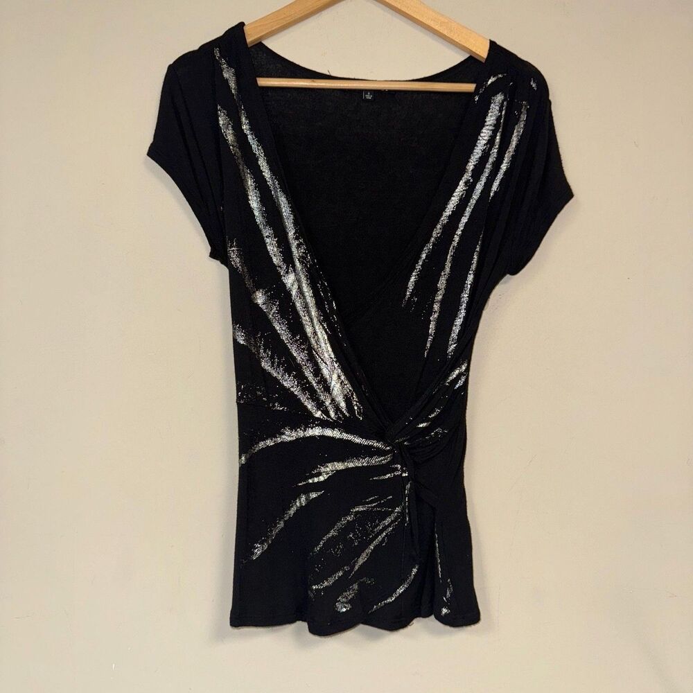 Black Short Sleeve Top Women's Small Silver Graphic Design Summer Wearable Art